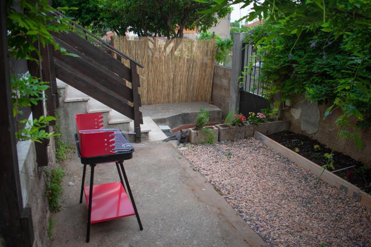 Casa Vacanze "Villa Severina" Iun R6166 R6692 Carbonia Dış mekan fotoğraf