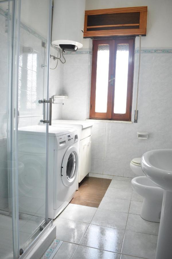Casa Vacanze "Villa Severina" Iun R6166 R6692 Carbonia Dış mekan fotoğraf