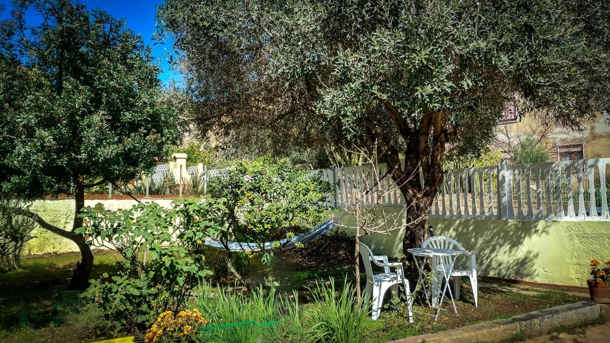 Casa Vacanze "Villa Severina" Iun R6166 R6692 Carbonia Dış mekan fotoğraf